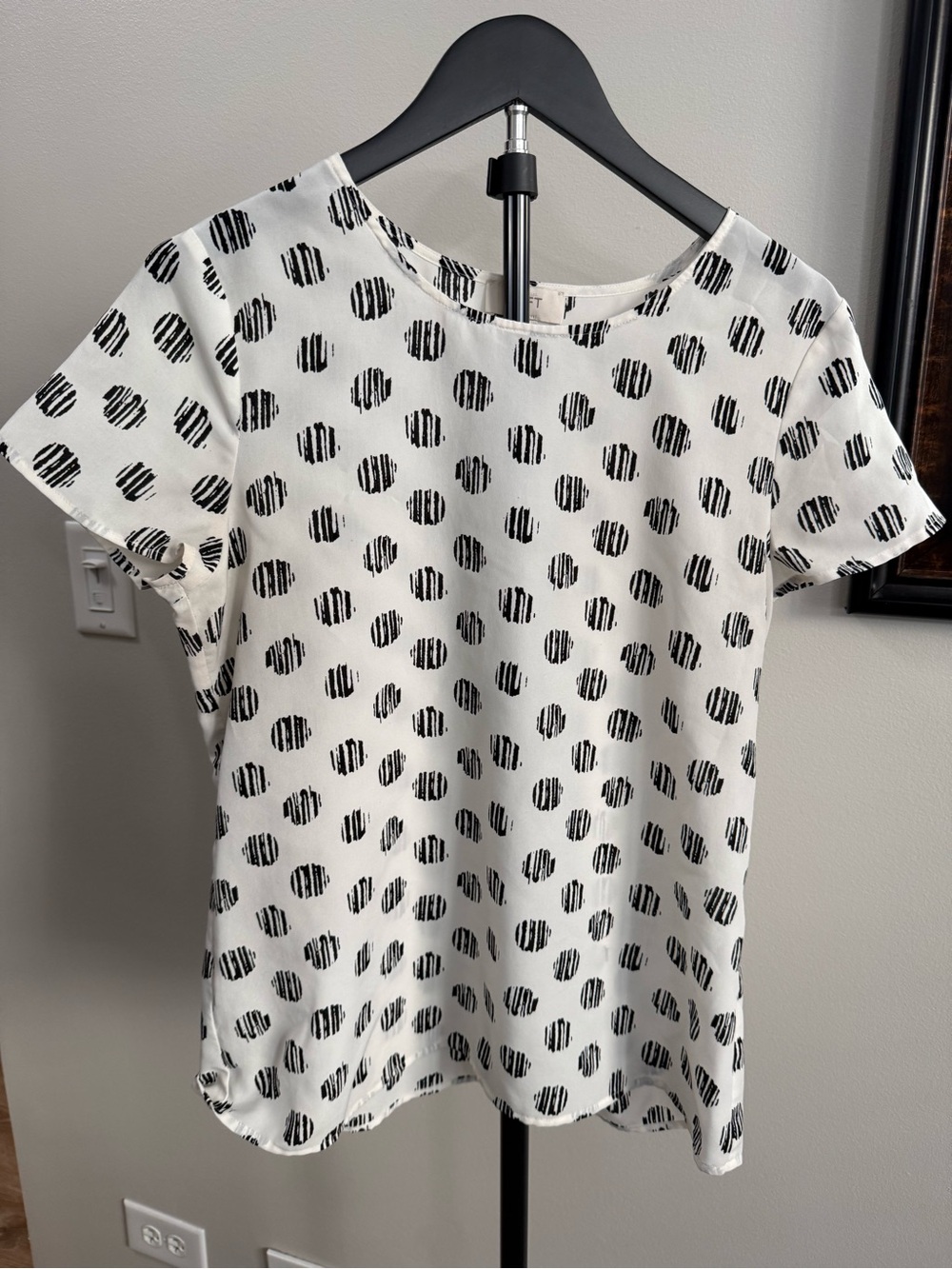 LOFT Black & White Dot Short Sleeve Blouse